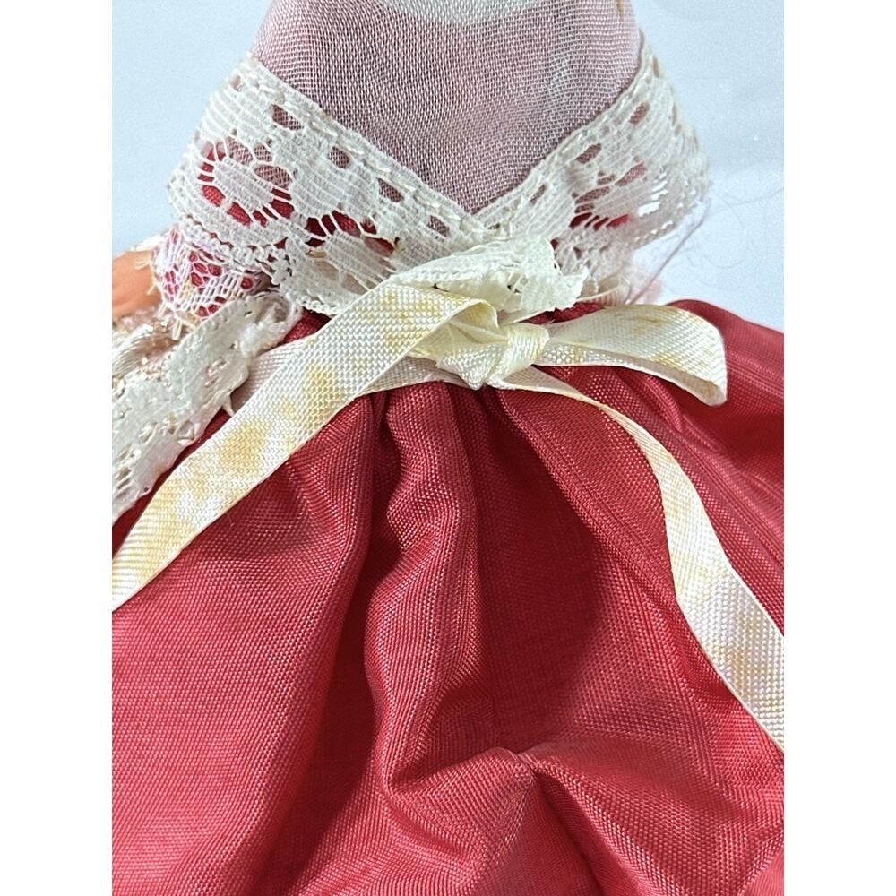 Vintage 6” European Folk Costume Doll Lace Shawl Gold Cross Red Skirt - Picture 6 of 8